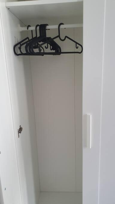 Hypercentre 301 +wifi+independant+ Cuisine Toilette Salle De Bain Privative Valenciennes